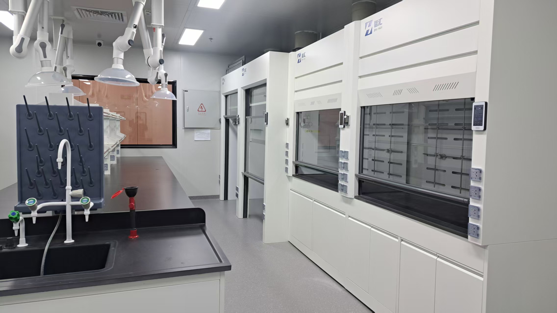 深圳實驗室裝修公司