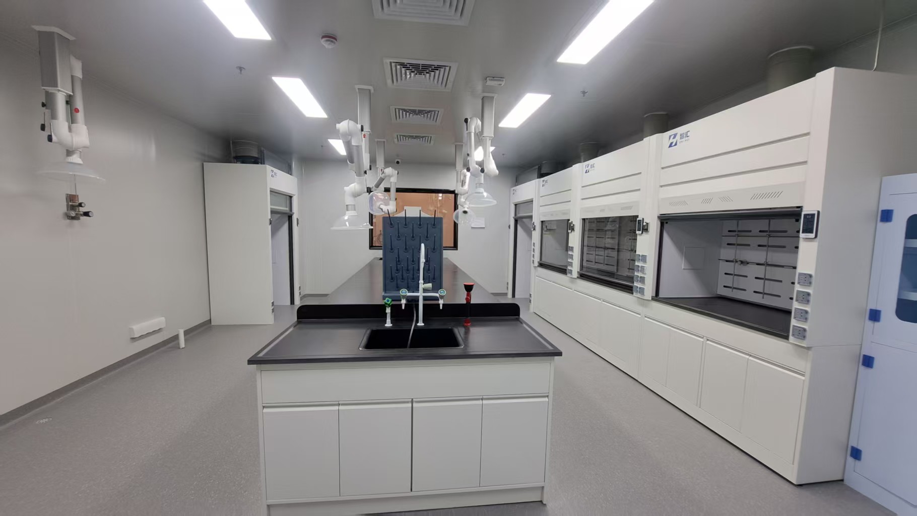 深圳實(shí)驗(yàn)室裝修公司